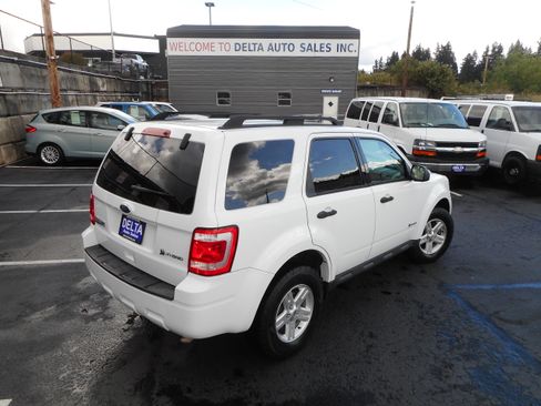 Used 2010 Ford Escape 4WD Hybrid image 4
