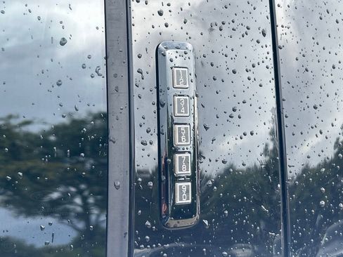 Certified 2020 Ford F150 XLT image 18