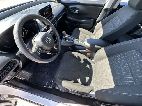 Certified 2023 Honda HR-V LX image 22