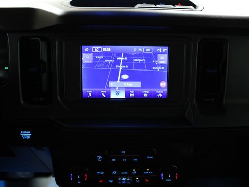 Used 2022 Ford Bronco Outer Banks image 22