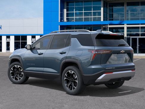 New 2026 Chevrolet Equinox LT image 3