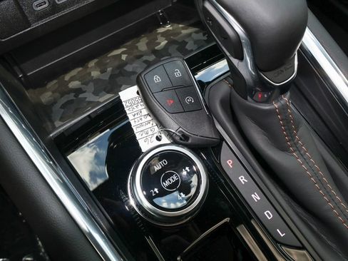 New 2026 GMC Canyon AT4 w/ Technology Plus Package AWD/4WD image 27