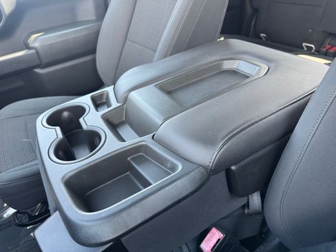 Used 2020 Chevrolet Silverado 1500 Custom w/ Custom Value Package RWD image 23