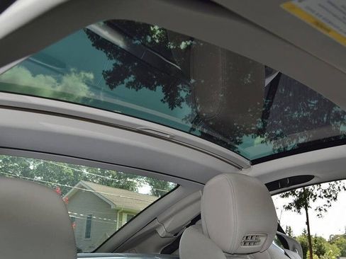 Used 2013 Mercedes-Benz SL 550 image 37