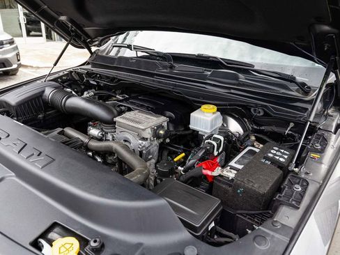 Used 2023 RAM 1500 Big Horn AWD/4WD image 29