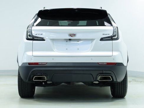 Used 2023 Cadillac XT4 Sport image 6