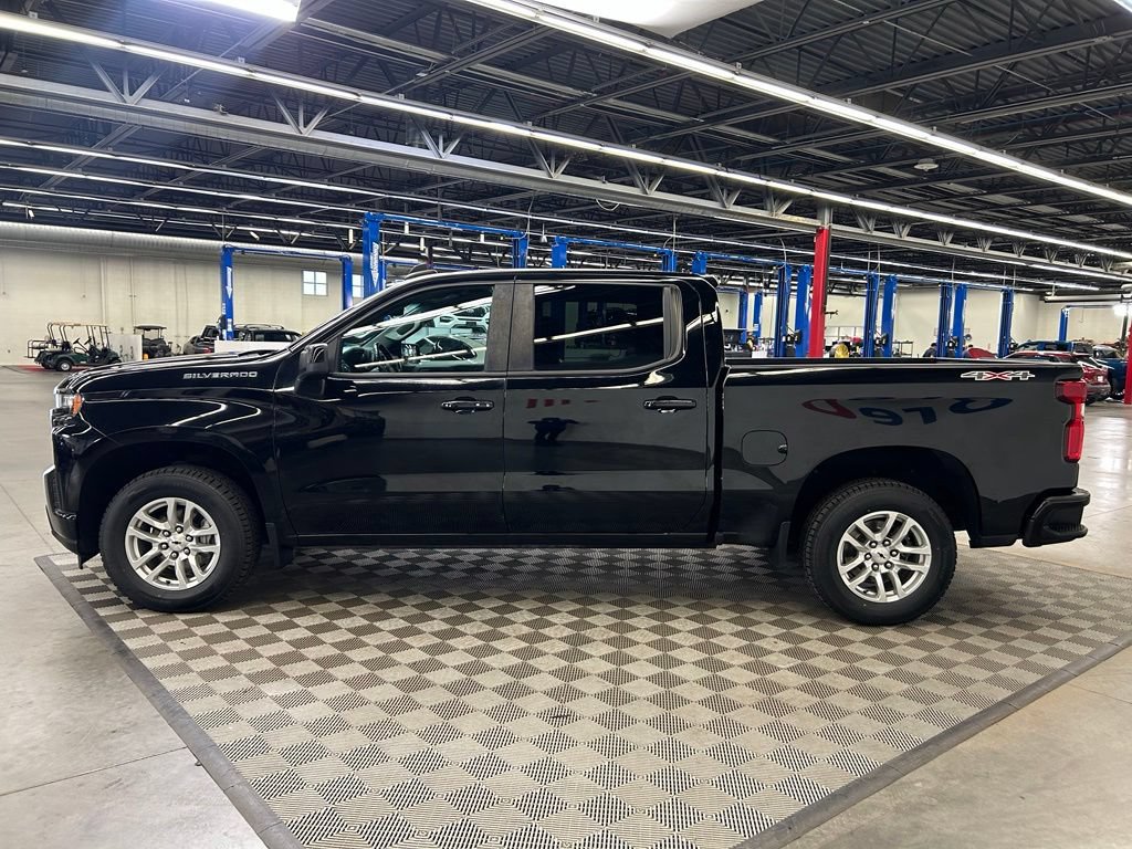 Used 2021 Chevrolet Silverado 1500 RST w/ Bed Protection Package AWD/4WD image 6