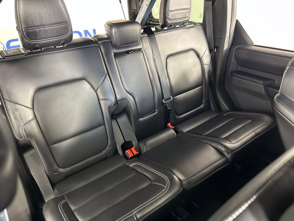Used 2025 Ford Bronco Outer Banks AWD/4WD image 21