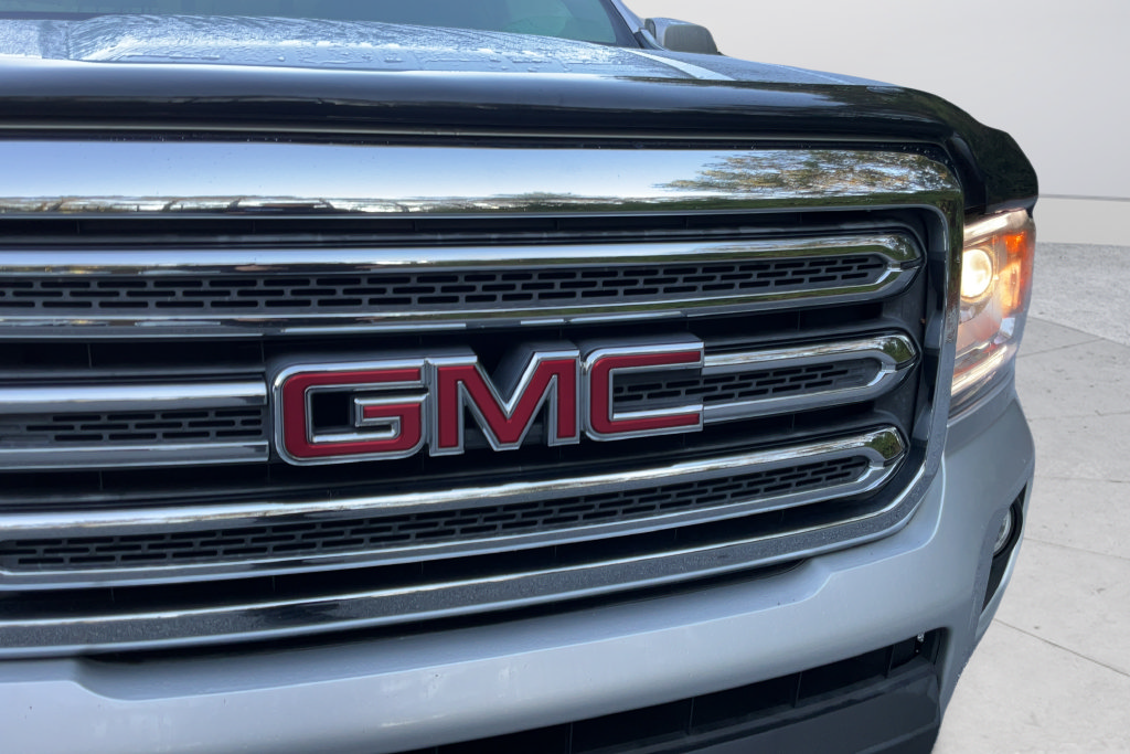 Used 2020 GMC Canyon SLE w/ SLE Convenience Package RWD image 26