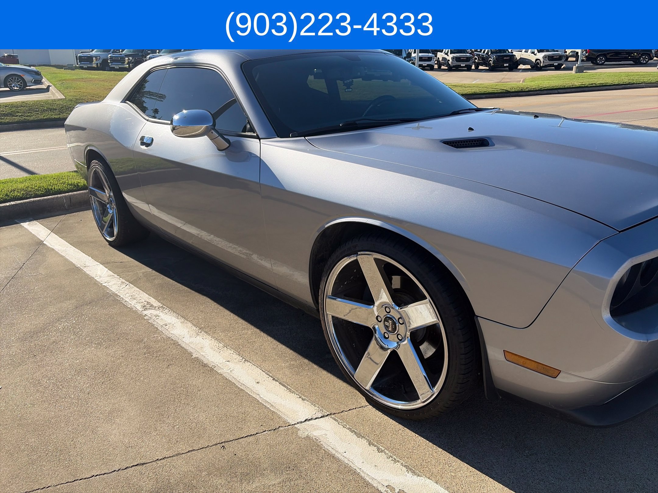 Used 2014 Dodge Challenger SXT w/ Super Sport Group (SS/T) RWD image 11