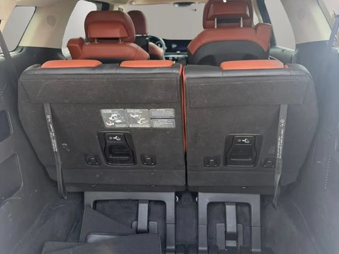 Used 2023 Kia Carnival SX Prestige FWD image 22