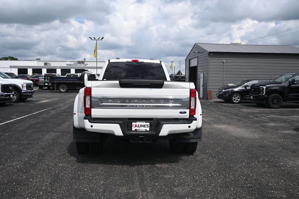 Used 2020 Ford F450 Platinum w/ FX4 Off-Road Package AWD/4WD image 8
