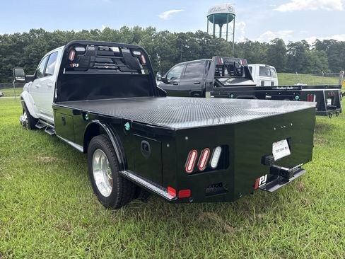 New 2026 RAM 5500 4x4 Crew Cab w/ Laramie Trim Package image 5