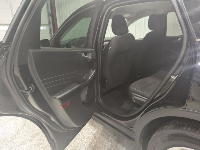 Used 2023 Ford Escape Active w/ Tech Pack #2 AWD/4WD image 15