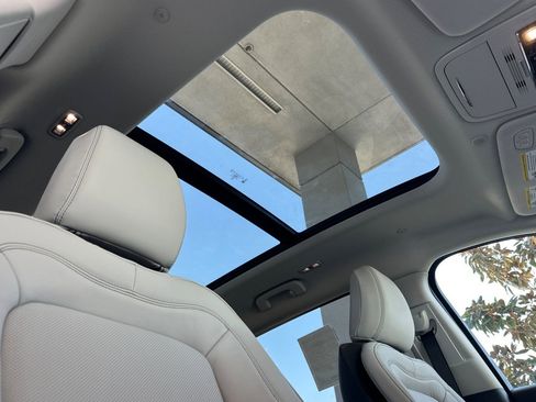 New 2026 Lincoln Aviator Reserve image 17