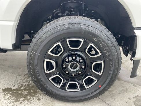 New 2026 Ford F350 Platinum image 32