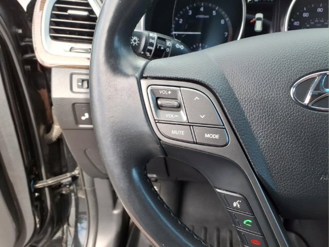 Used 2017 Hyundai Santa Fe Sport FWD image 20