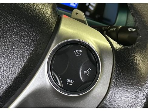 Used 2014 Toyota Camry SE FWD image 25
