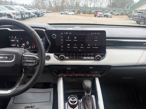 Certified 2024 GMC Canyon AT4X image 23