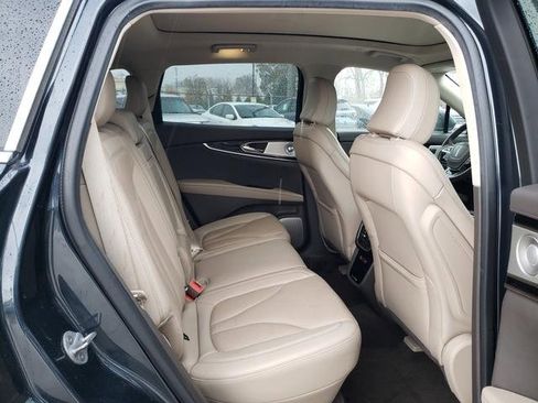 Used 2022 Lincoln Nautilus Reserve w/ Equipment Group 202A image 20