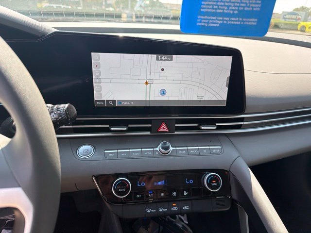 Certified 2024 Hyundai Elantra SEL FWD image 8