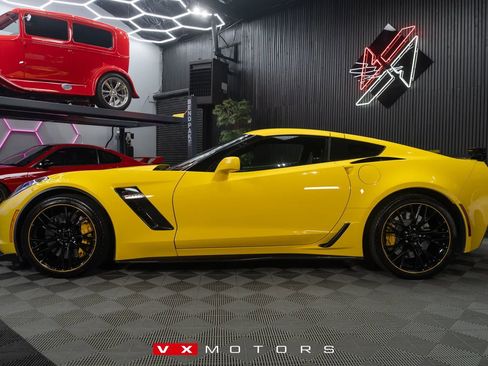 Used 2019 Chevrolet Corvette Z06 image 7