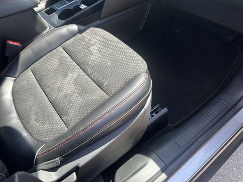 Used 2024 Ford Escape ST-Line w/ Tech Pack #1 image 28