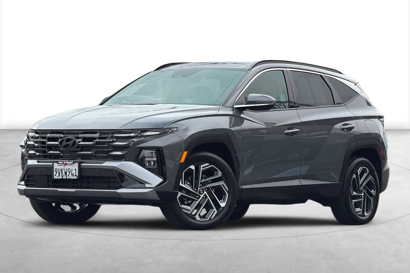 Certified 2025 Hyundai Tucson Limited AWD/4WD image 2