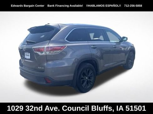Used 2016 Toyota Highlander XLE AWD/4WD image 7