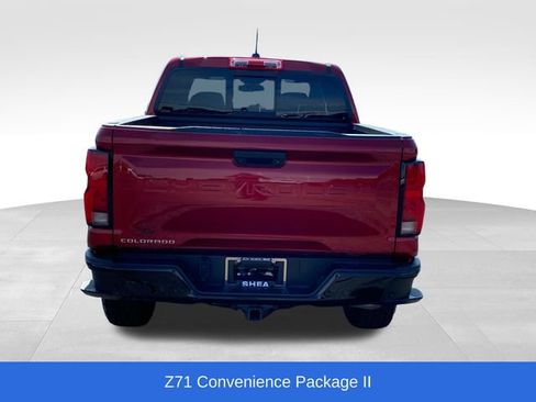 Used 2023 Chevrolet Colorado Z71 w/ Z71 Convenience Package 2 AWD/4WD image 4
