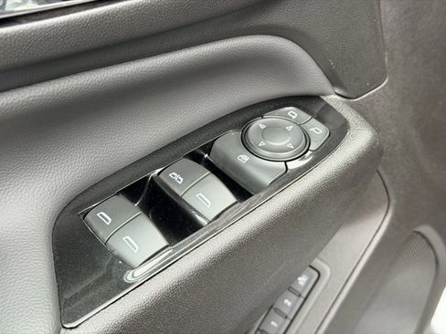 Certified 2024 Chevrolet Equinox Premier image 20