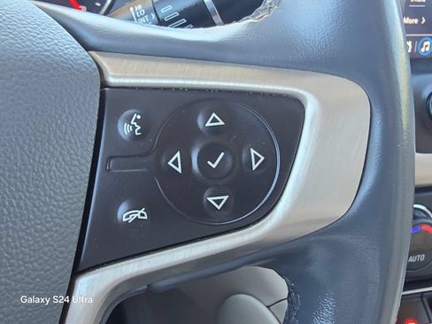 Used 2023 GMC Acadia Denali FWD image 28