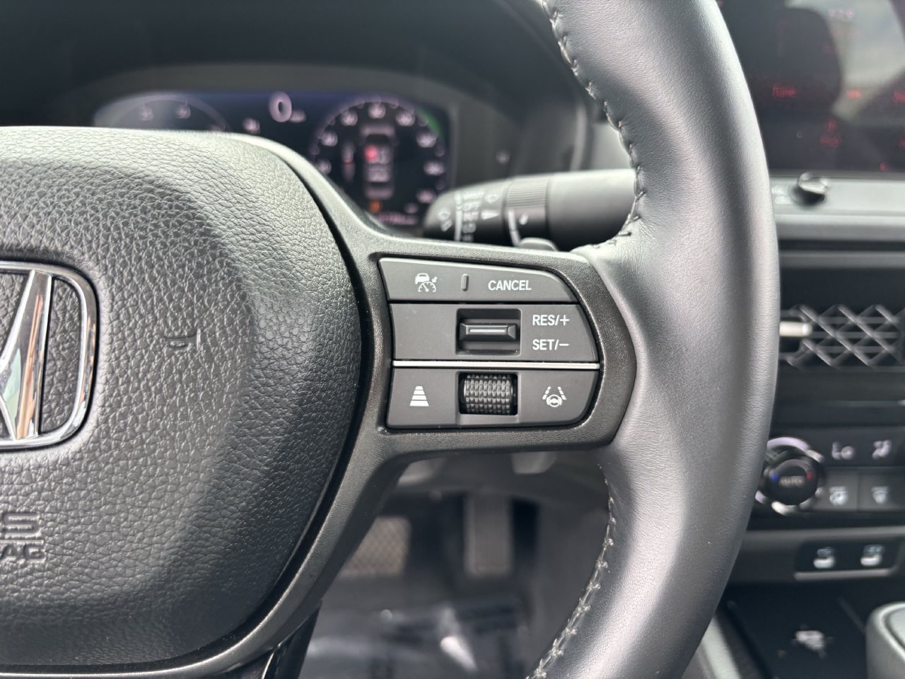 Certified 2025 Honda Accord EX-L image 28