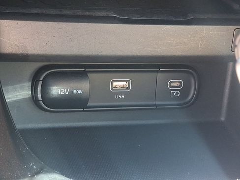 Used 2024 Kia Seltos EX AWD/4WD image 27