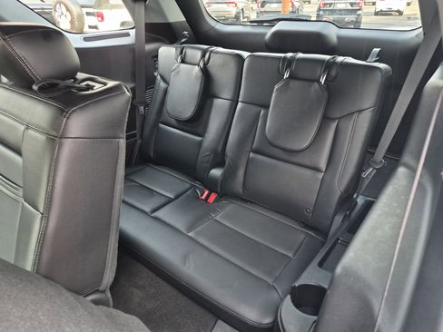 Used 2020 Ford Explorer XLT w/ Equipment Group 202A image 16