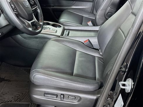 Used 2022 Honda Pilot Special Edition image 16