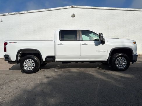 Used 2021 Chevrolet Silverado 2500 LT w/ Fleet Comfort Package AWD/4WD image 1