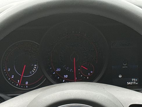 Used 2023 Hyundai Elantra SEL FWD image 28