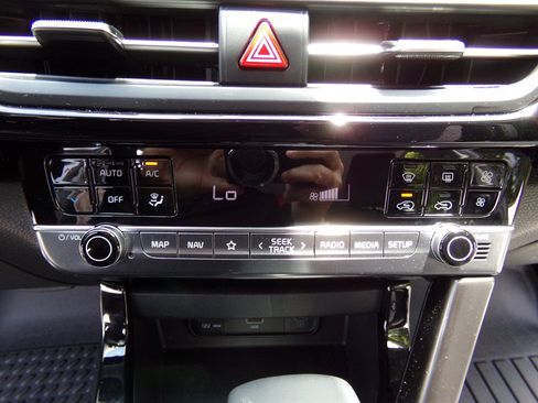 Used 2025 Kia Seltos S AWD/4WD image 25