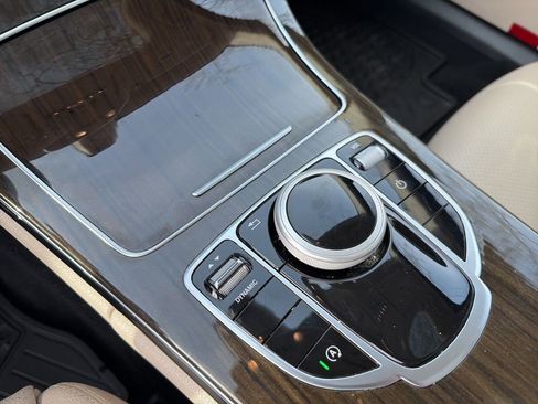 Used 2017 Mercedes-Benz C 300 4MATIC Sedan image 16