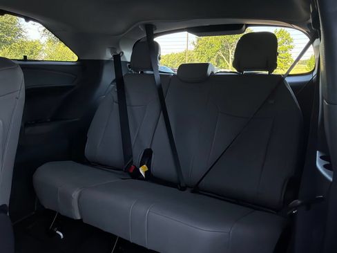 New 2026 Toyota Sienna XLE FWD image 12