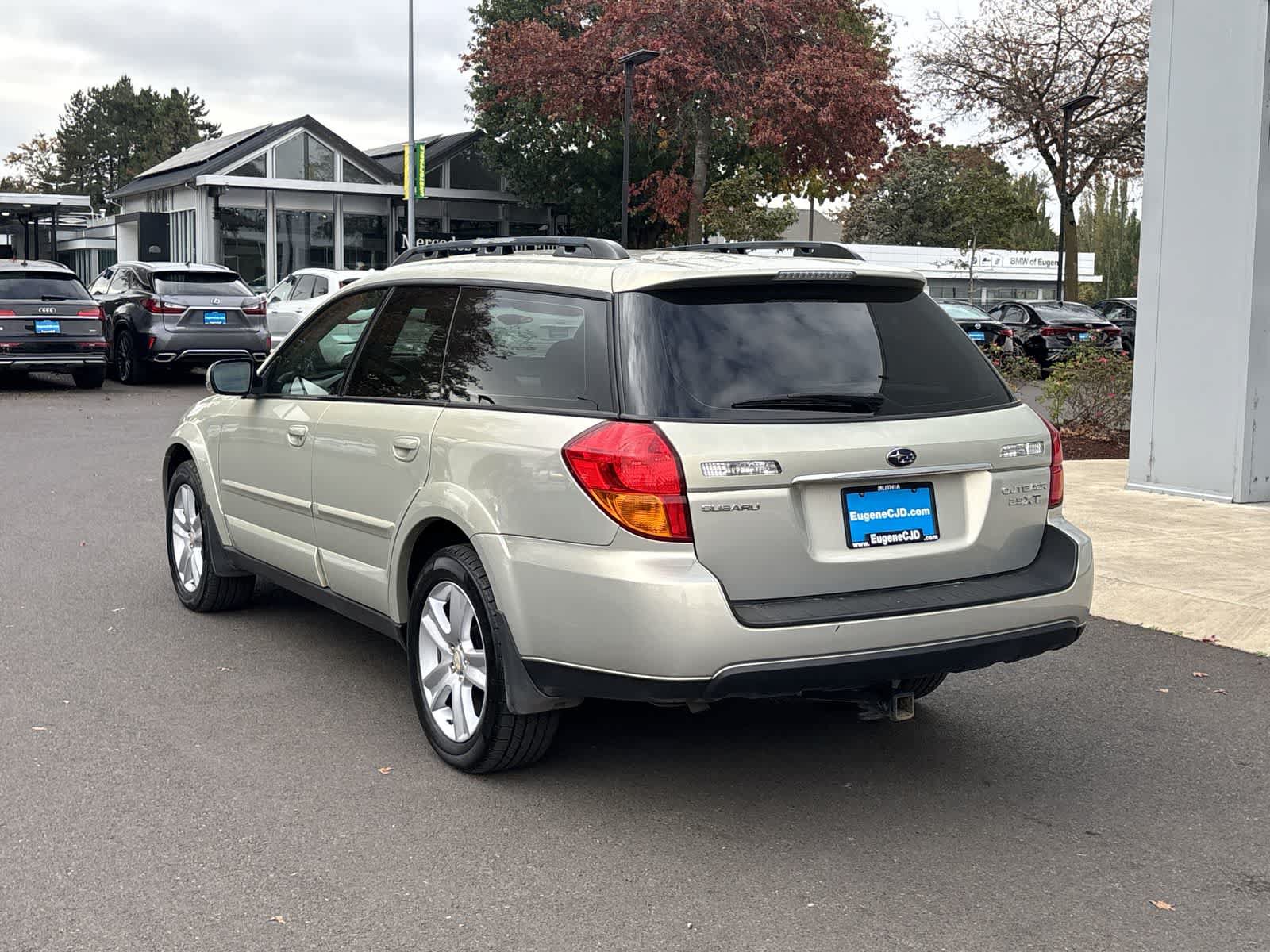 Used 2007 Subaru Outback 2.5XT Limited w/ Popular Equipment Group 2B AWD/4WD image 3