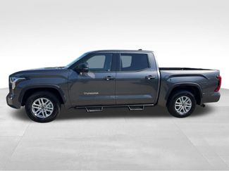 Used 2022 Toyota Tundra SR5 w/ SR5 Premium Package RWD video 2