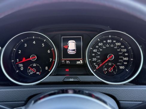 Used 2020 Volkswagen GTI S image 24