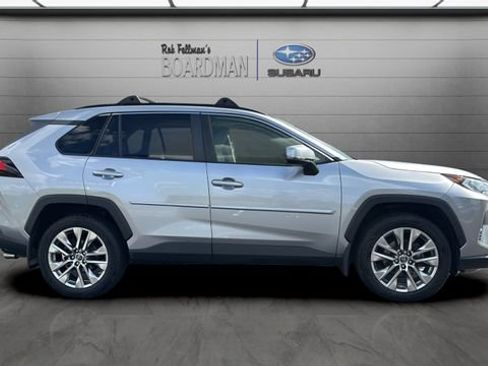 Used 2019 Toyota RAV4 XLE Premium w/ Cold Weather Package AWD/4WD image 3