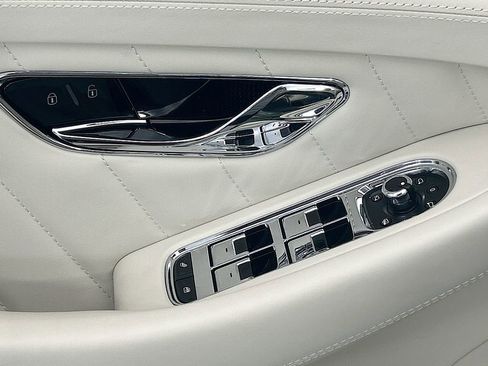 Used 2024 Bentley Continental GT AWD/4WD image 21