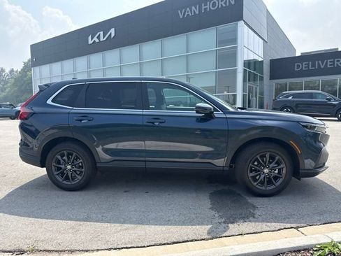 Used 2026 Honda CR-V EX-L image 2