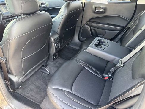 Used 2018 Jeep Compass Latitude w/ Popular Equipment Group image 22