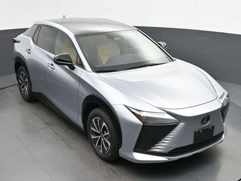 Certified 2024 Lexus RZ 300e Premium w/ Accessory Package (Z1) FWD image 18