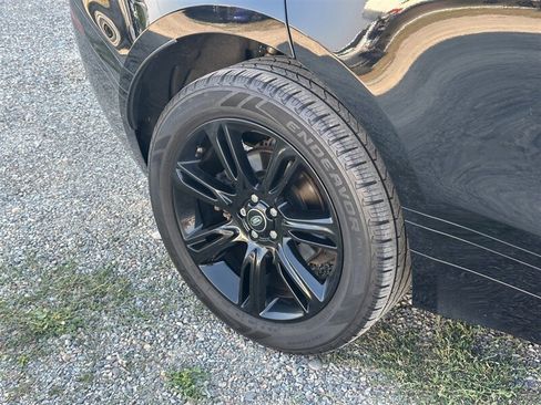 Used 2018 Land Rover Range Rover Velar S AWD/4WD image 23